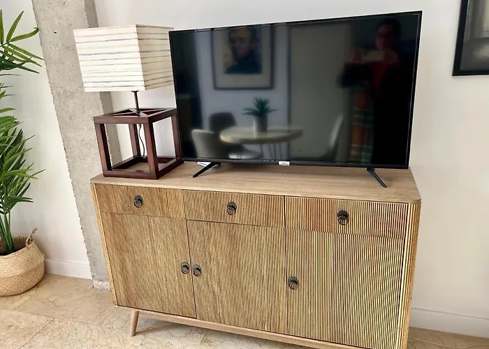 El Patio De Cruz Conde *